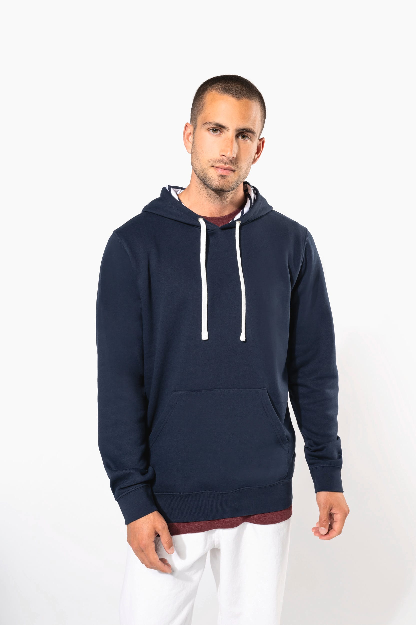 Sweatshirt com capuz em contraste estampado unissexo