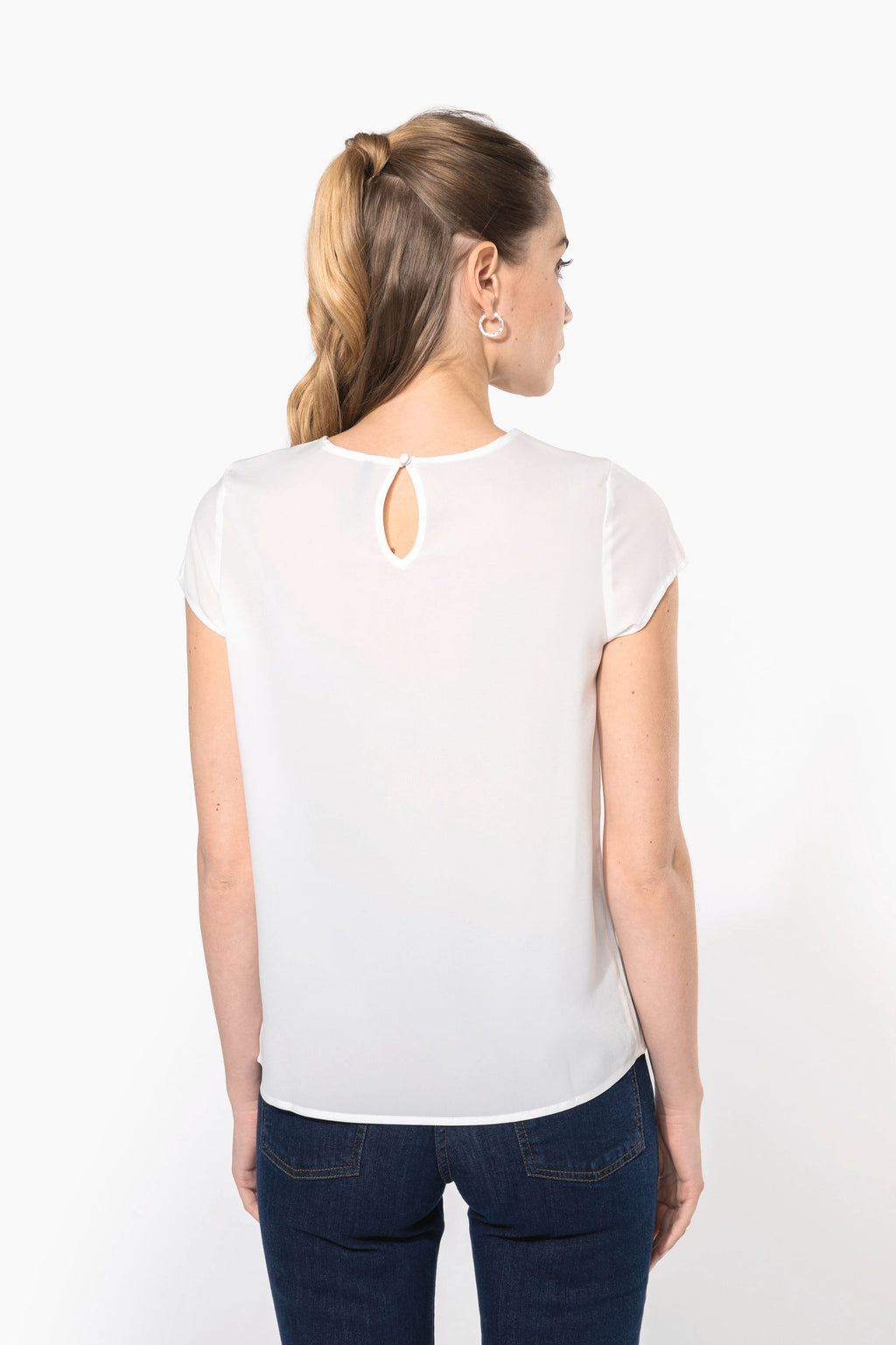 Blusa de senhora em crepe de manga curta