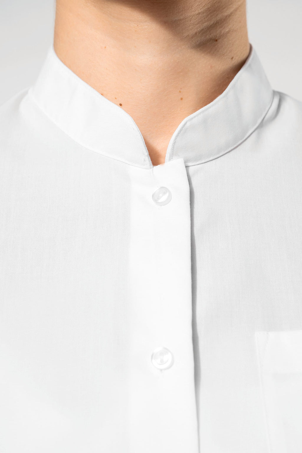 Camisa de senhora com gola à padre manga comprida