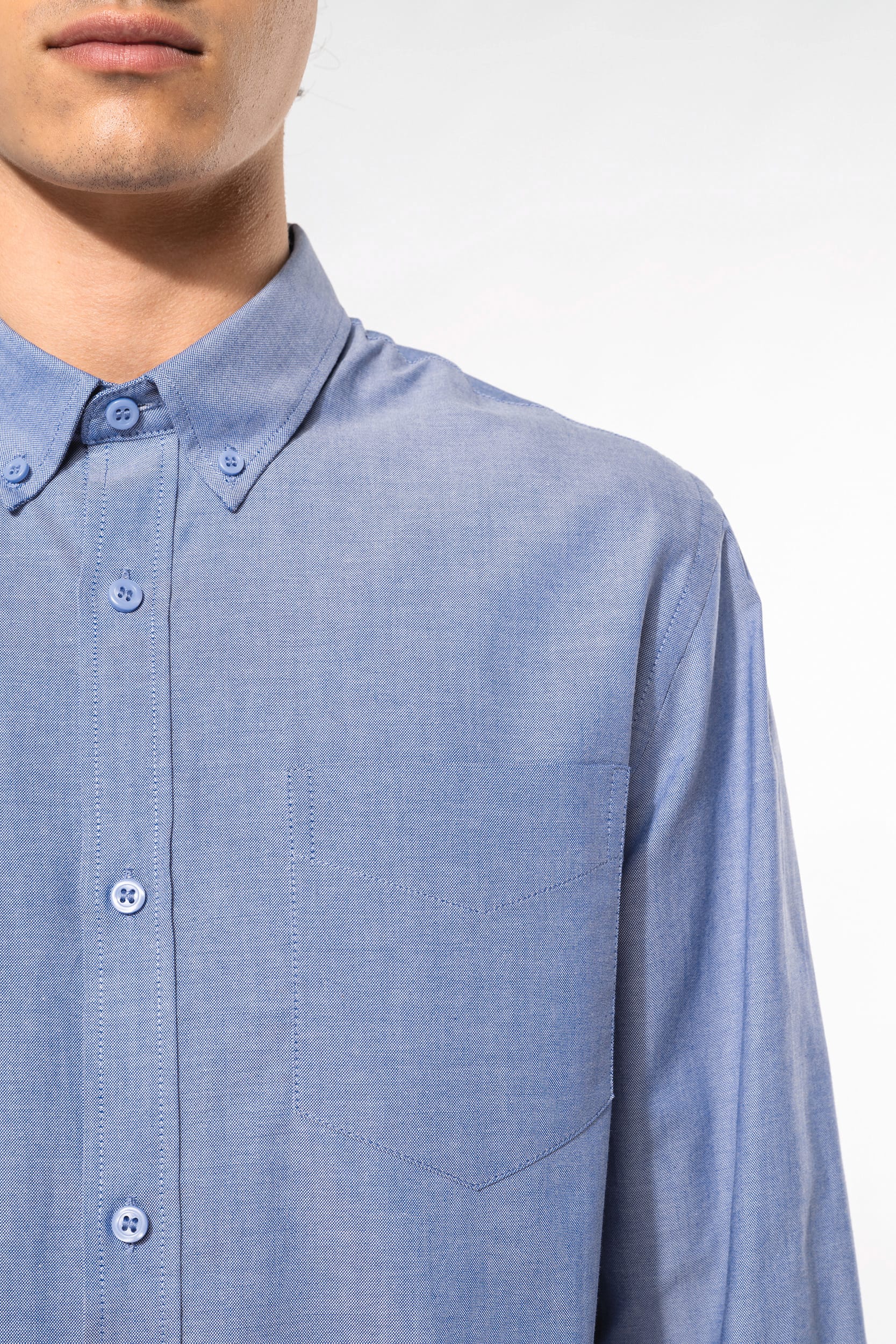 Camisa manga comprida em Oxford de tratamento fácil