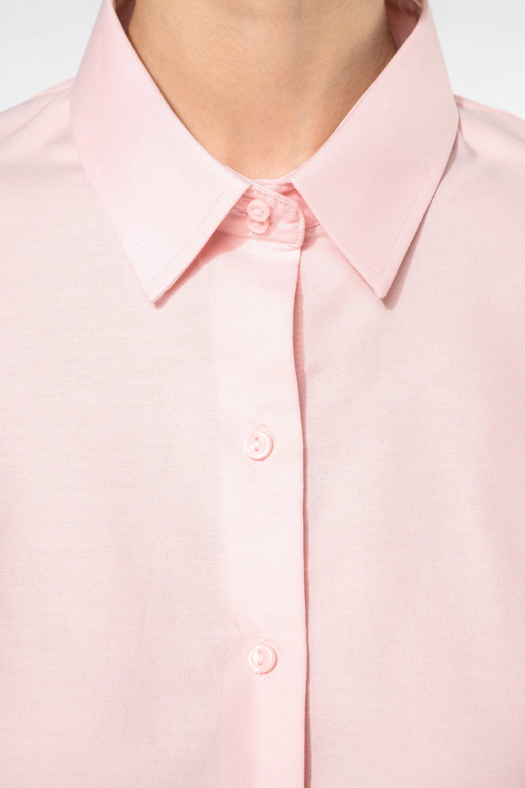 Camisa de senhora manga curta em Oxford tratamento fácil
