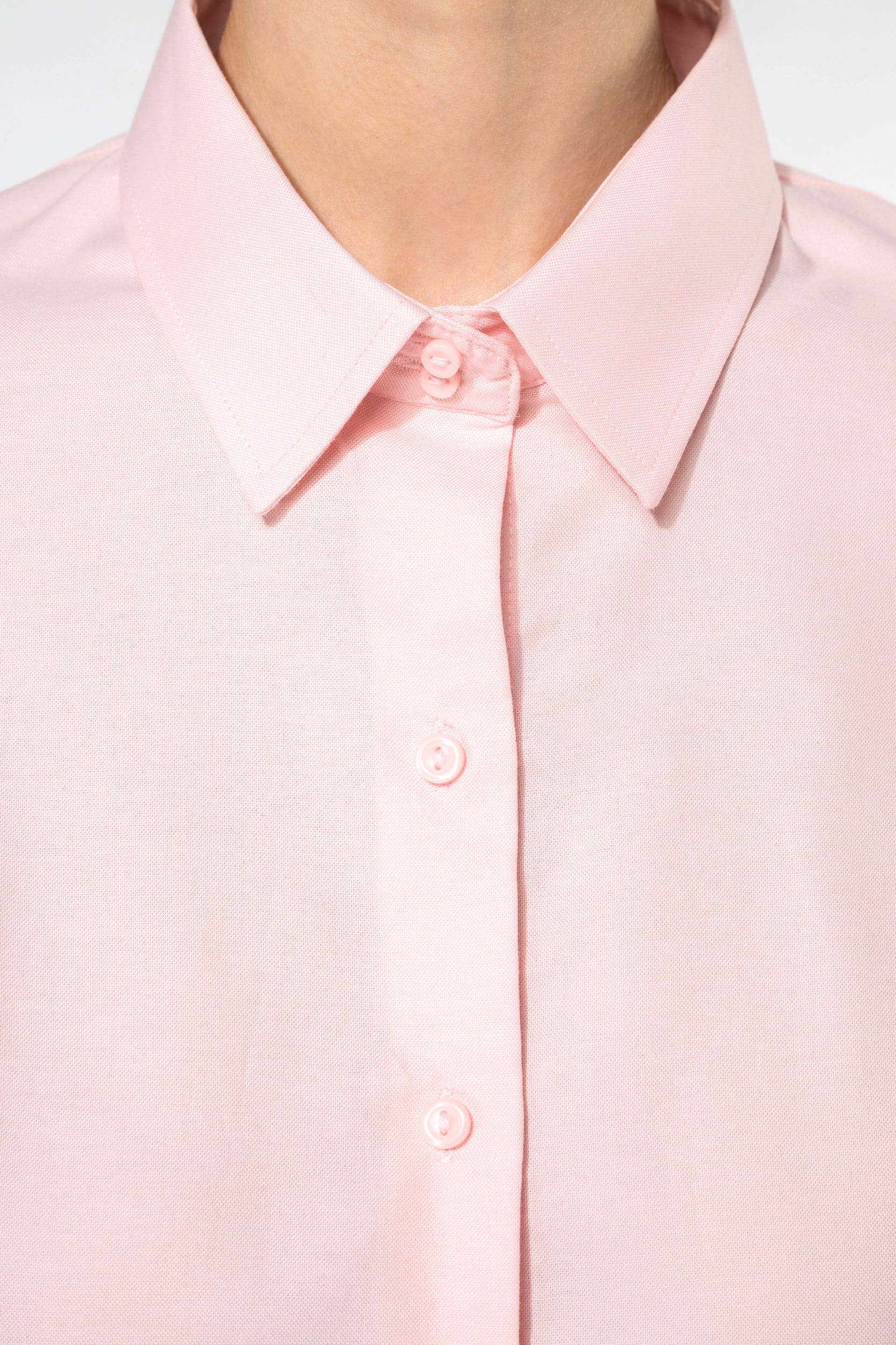 Camisa de senhora manga curta em Oxford tratamento fácil