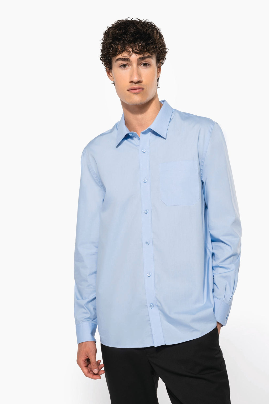 Camisa manga comprida em popeline de tratamento fácil