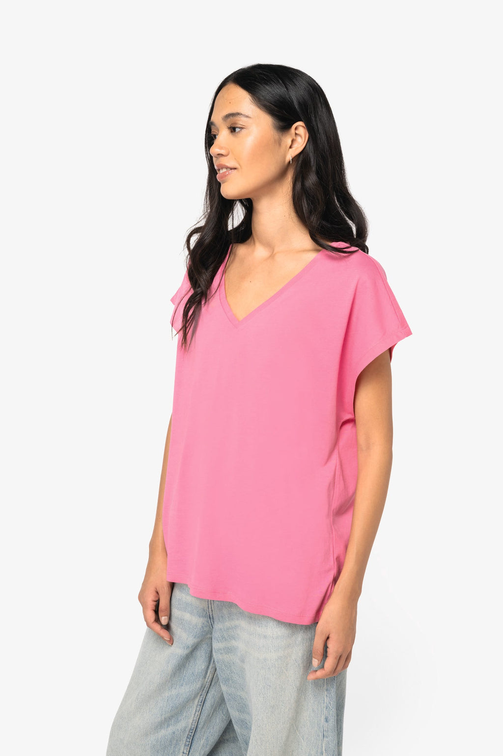 T-shirt loose sustentável decote V de senhora