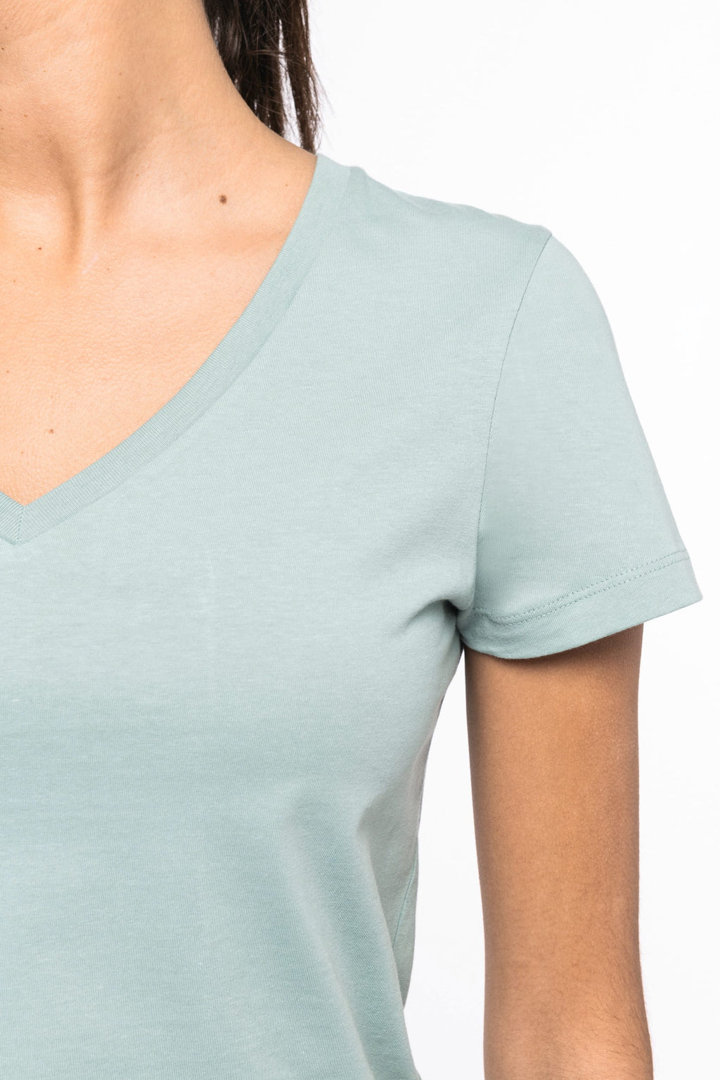 T-shirt sustentável decote V de senhora