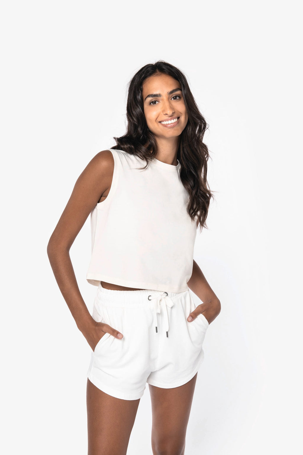 Top curto sustentável sem mangas de senhora
