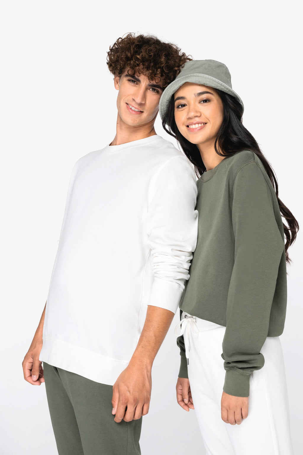 Sweatshirt sustentável decote redondo French Terry unissexo - Preto lavado
