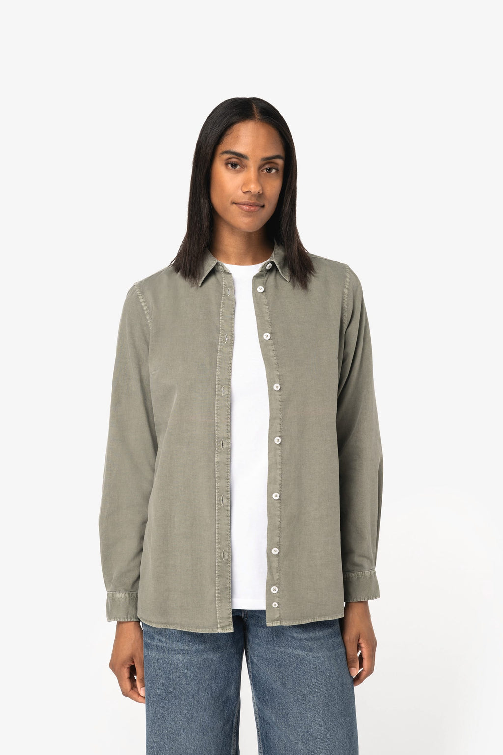 Camisas aspecto lavado eco-responàveis