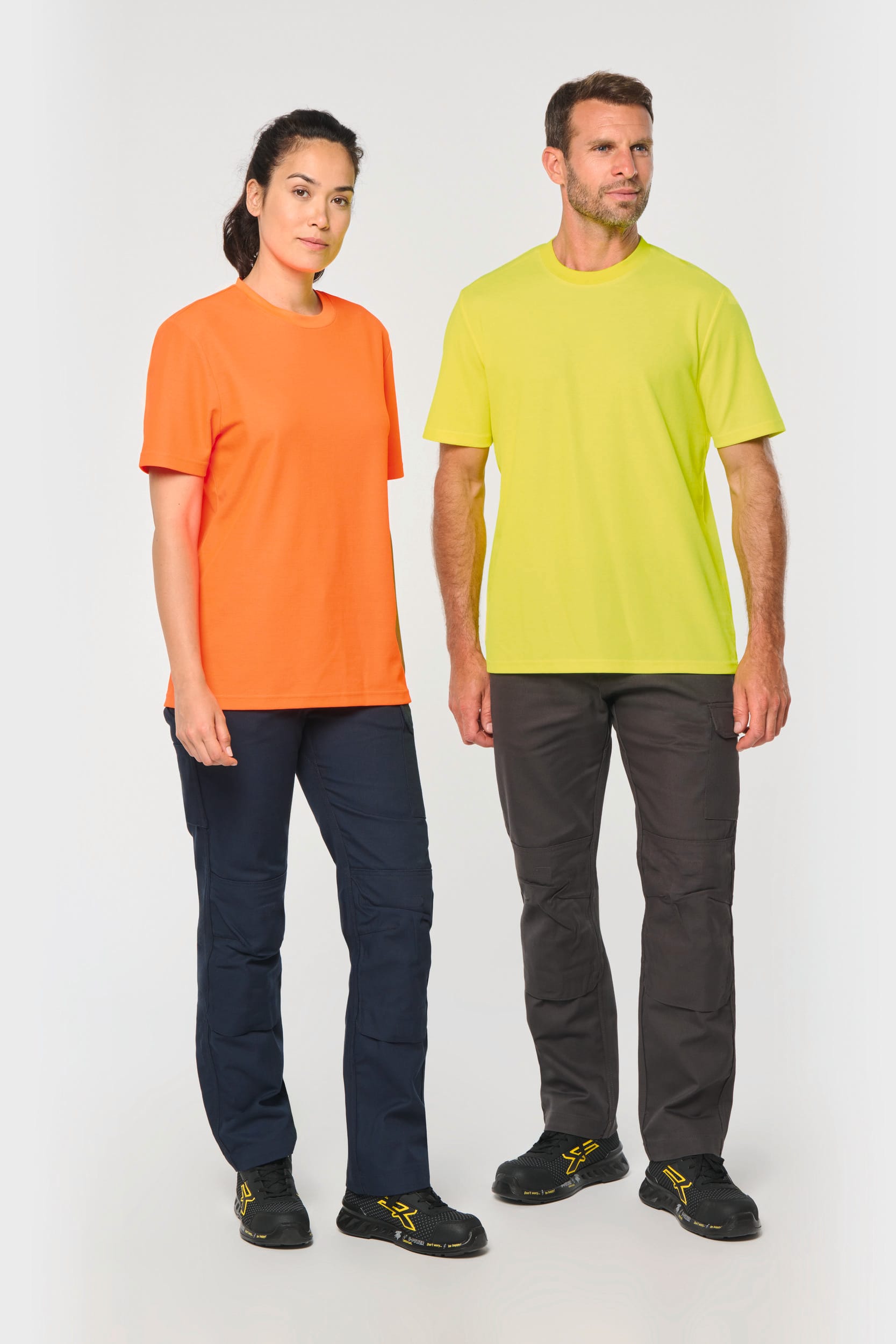 T-shirt sustentável algodão/poliéster unissexo - Laranja fluorescente