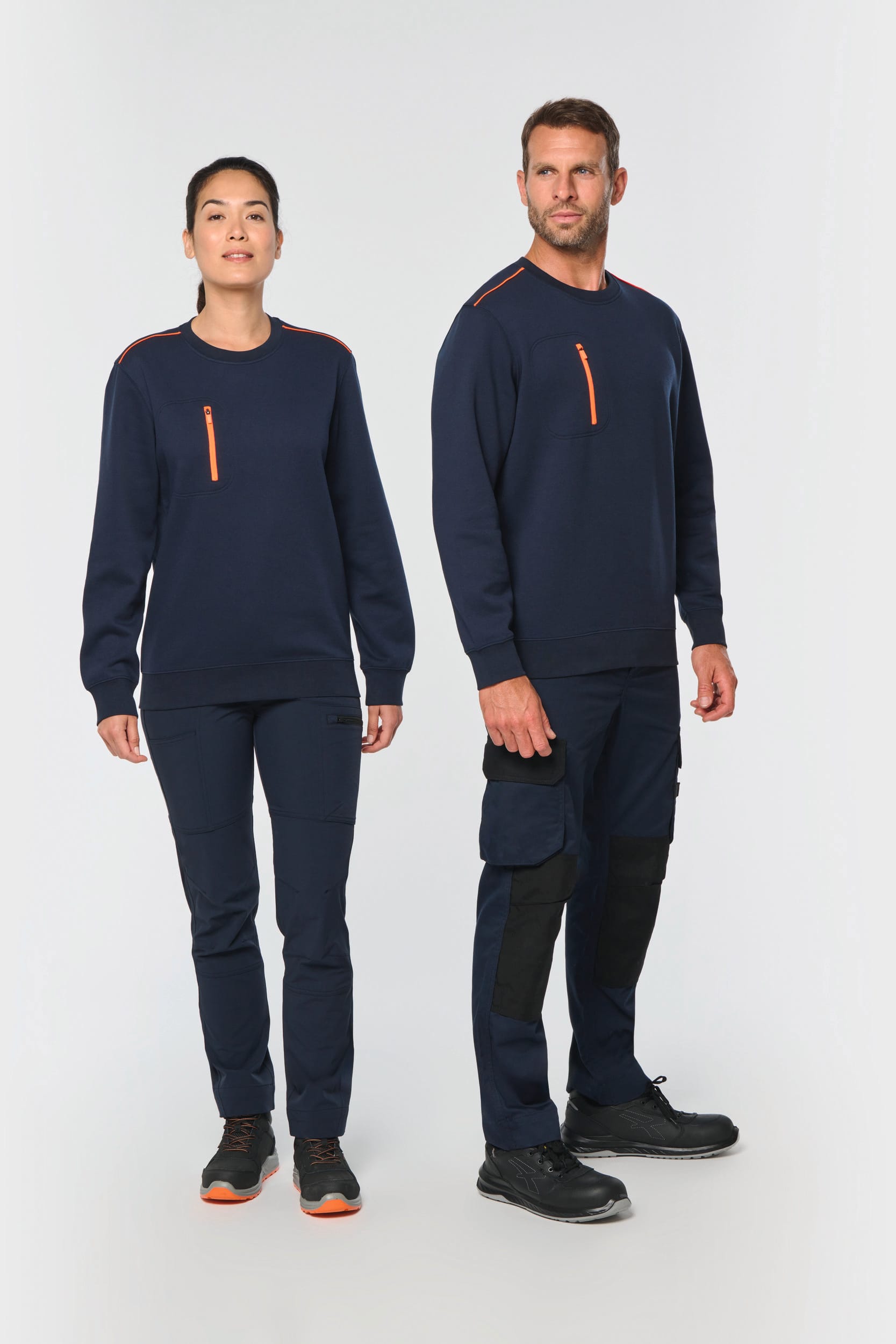 Sweatshirt Day To Day unissexo com bolso em contraste - Preto / Verde kelly