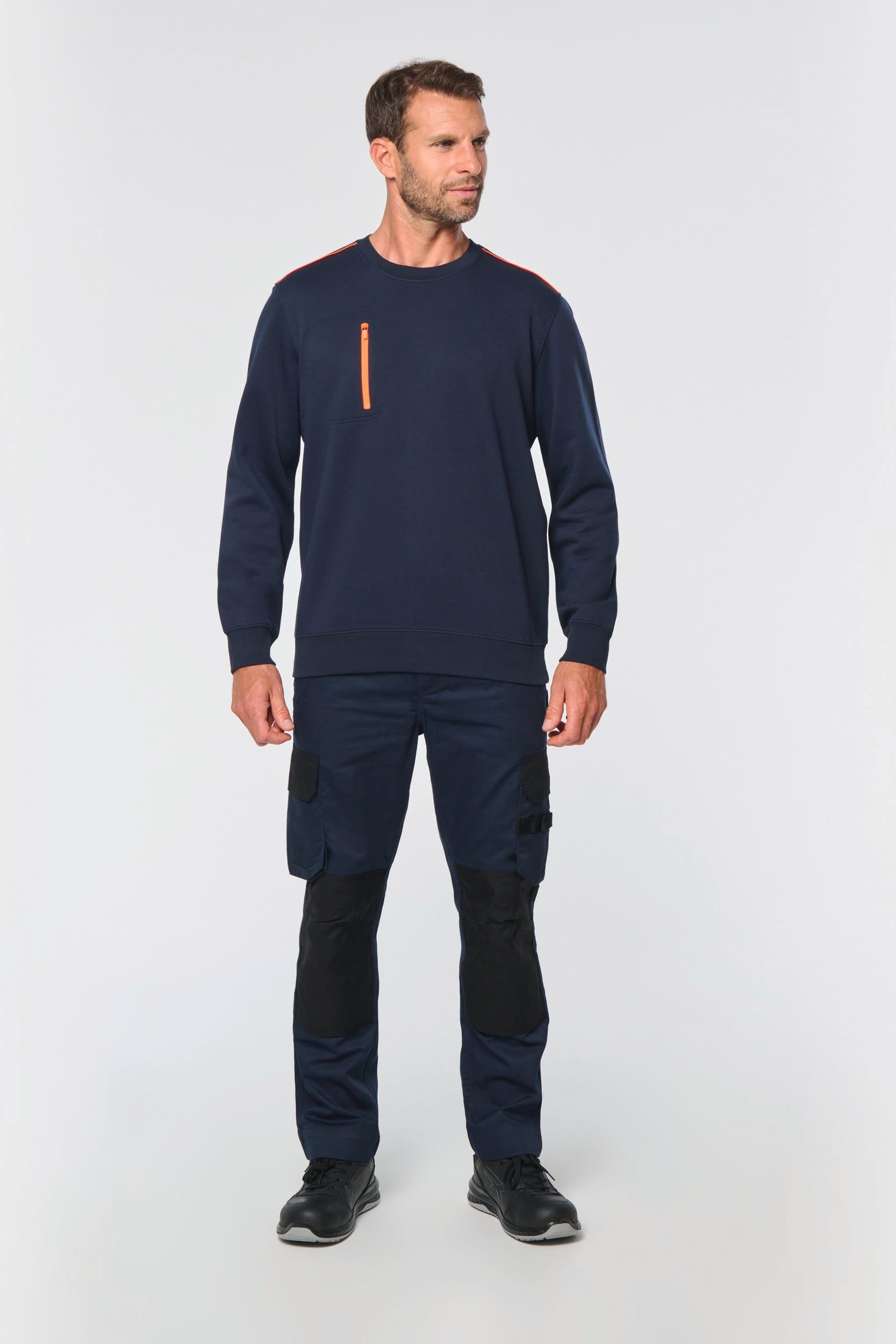 Sweatshirt Day To Day unissexo com bolso em contraste